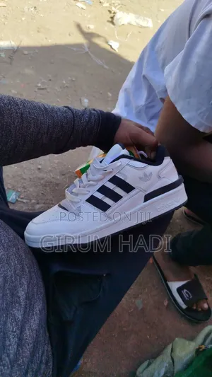 Original Adidas Forum 84 Velcro