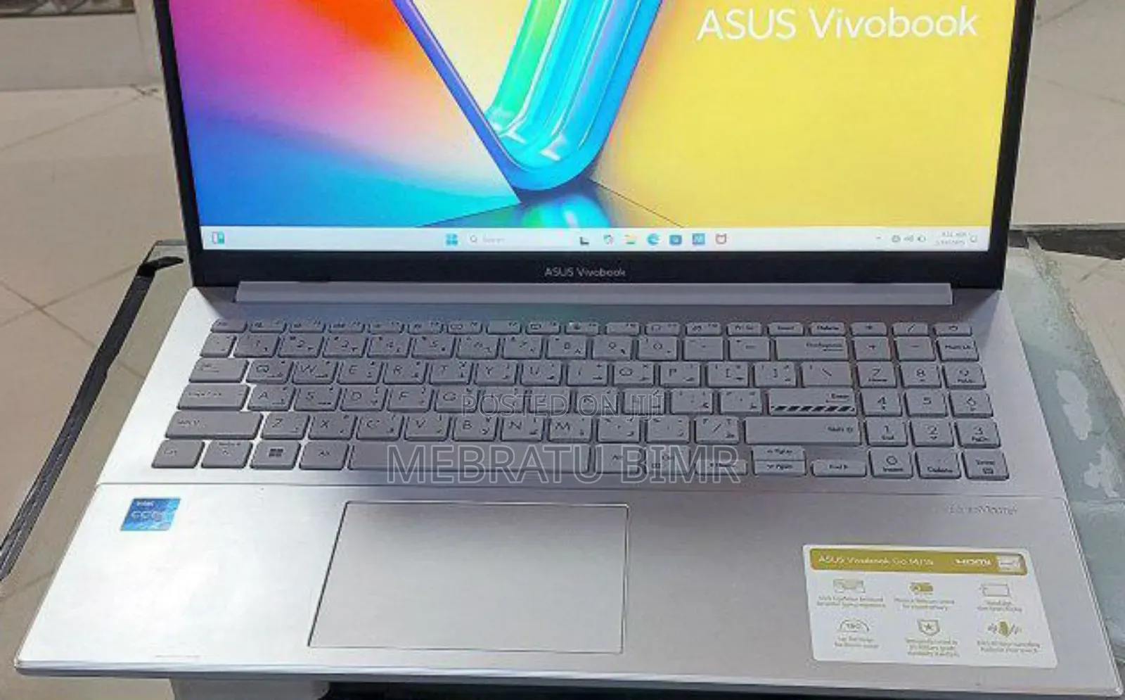 New Laptop Asus VivoBook 15 X505BA 8GB Intel Core I3 SSD 256GB