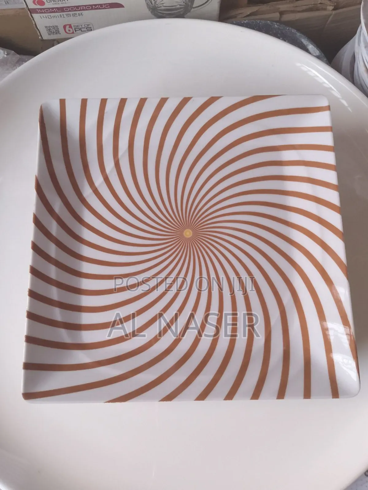 4ማእዘን ማይካ ዝርግ ሳህን