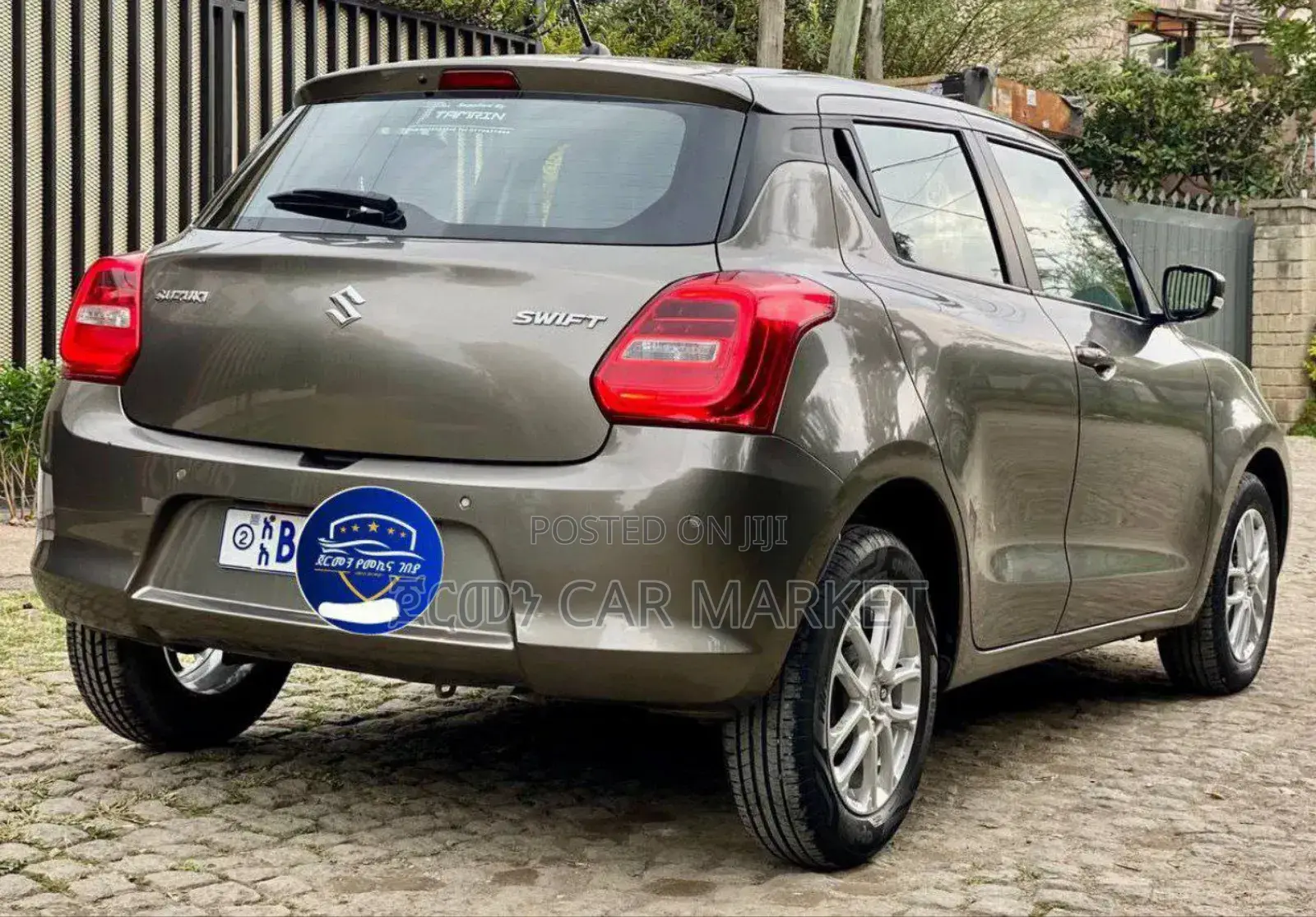 Suzuki Swift 2021 Gray