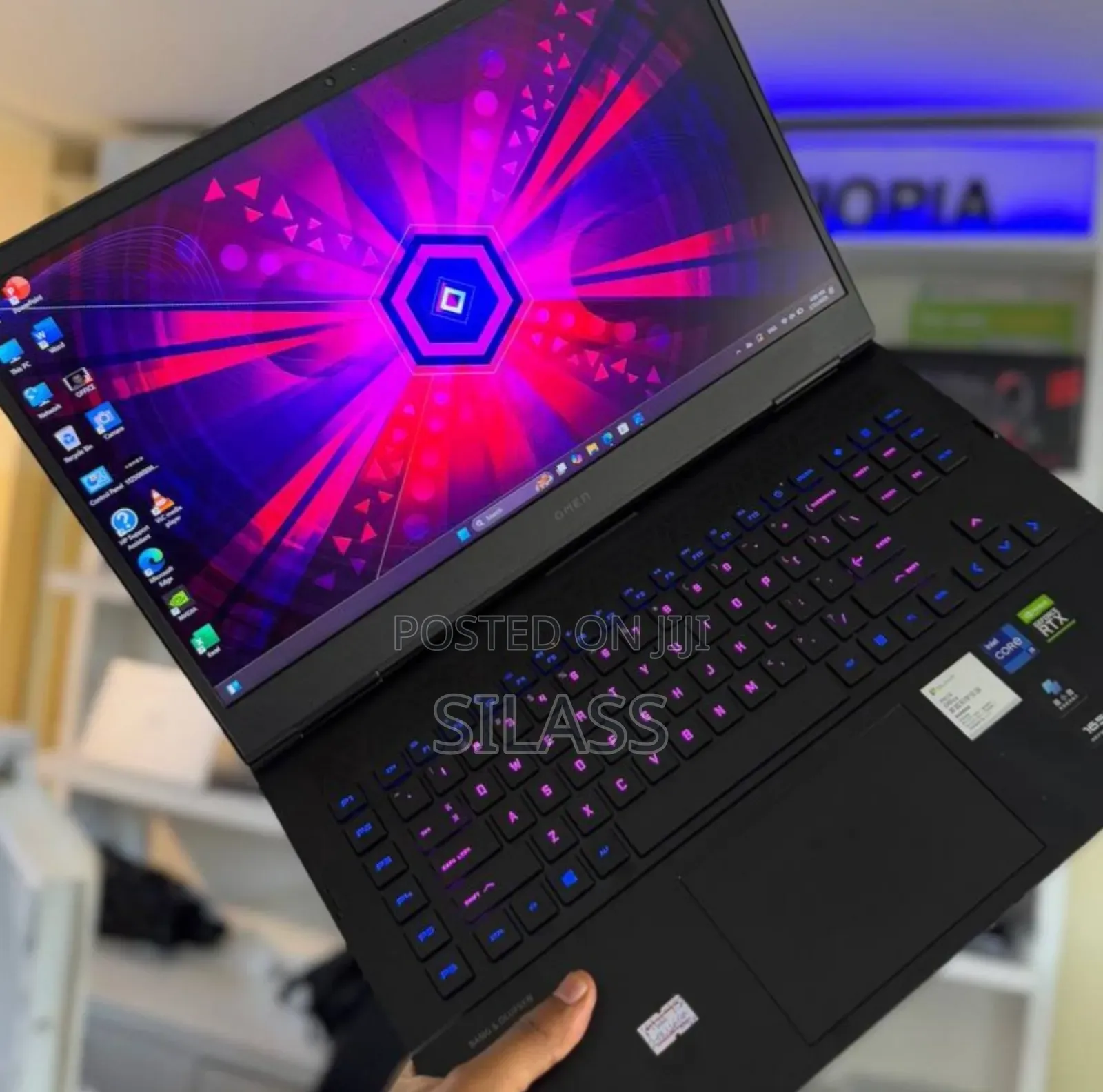 New Laptop HP Omen 17 32GB Intel Core I9 SSD 3T