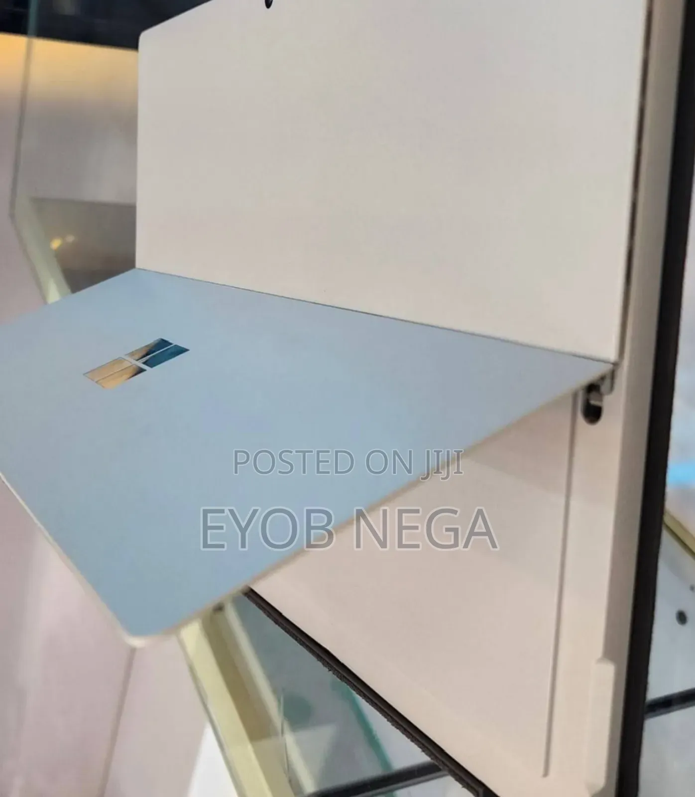 New Laptop Microsoft Surface Pro 7 8GB Intel Core I5 SSD 256GB