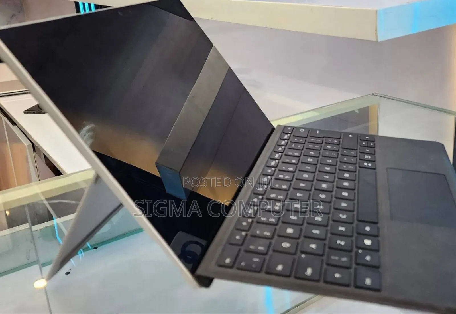 New Laptop Microsoft Surface Pro 7 8GB Intel Core I5 SSD 256GB