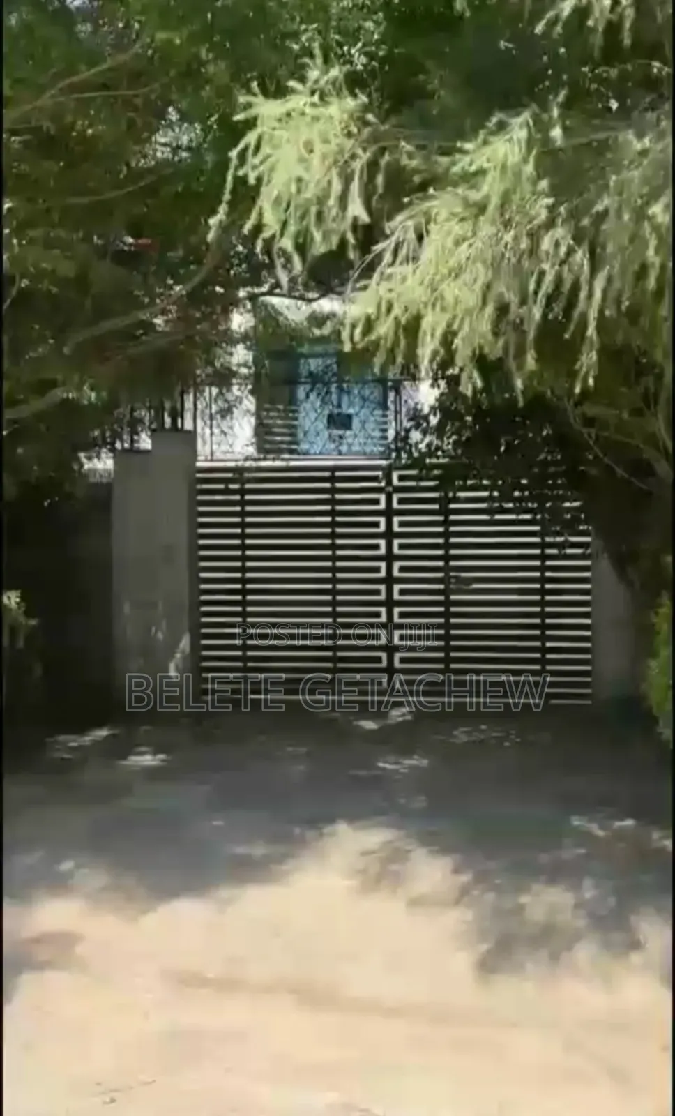 5bdrm House in Lebu, G+2 Luxury, Nifas Silk-Lafto for sale