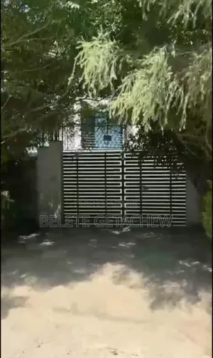 5bdrm House in Lebu, G+2 Luxury, Nifas Silk-Lafto for sale