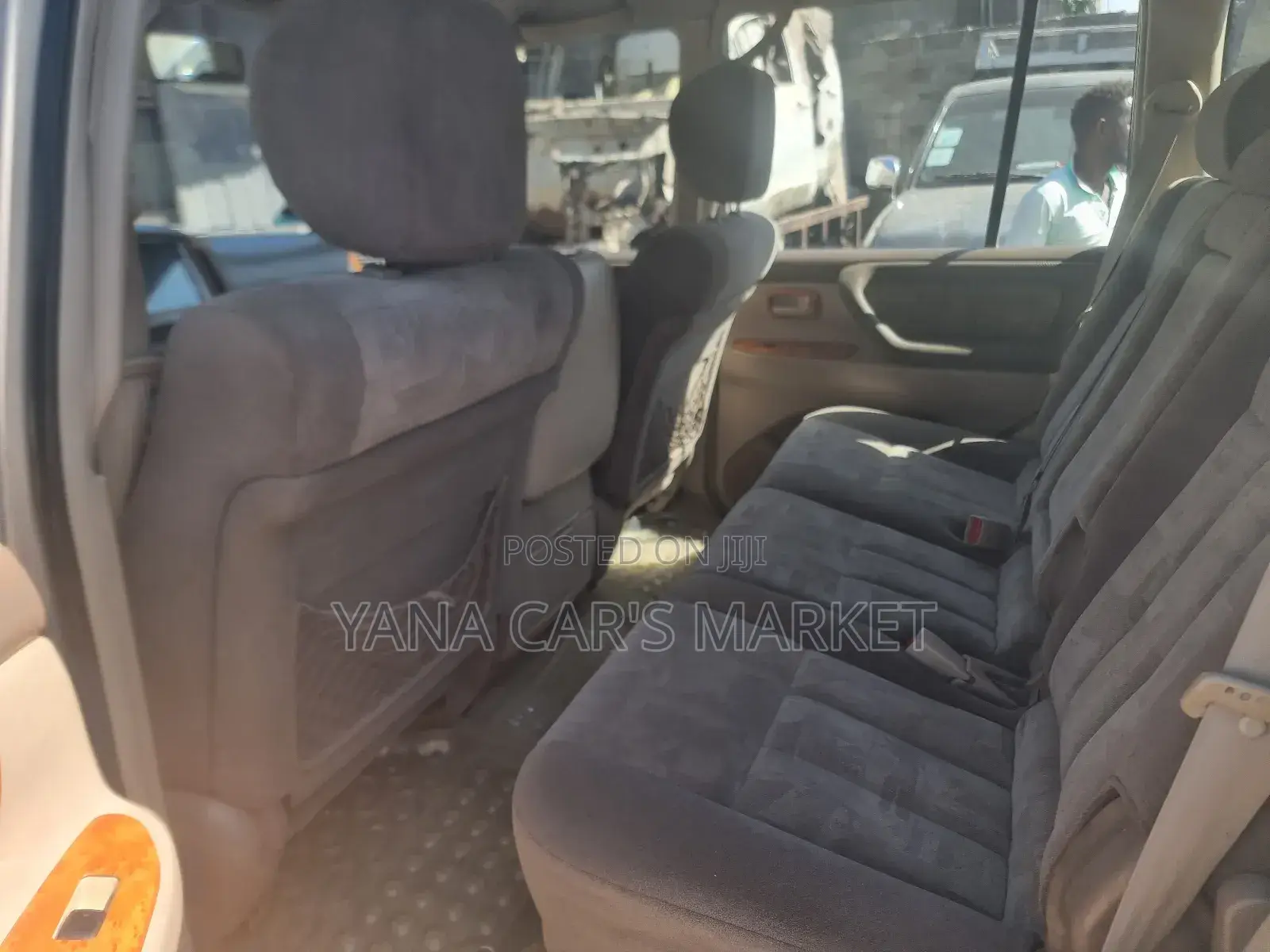 Toyota Land Cruiser 2004 Gold