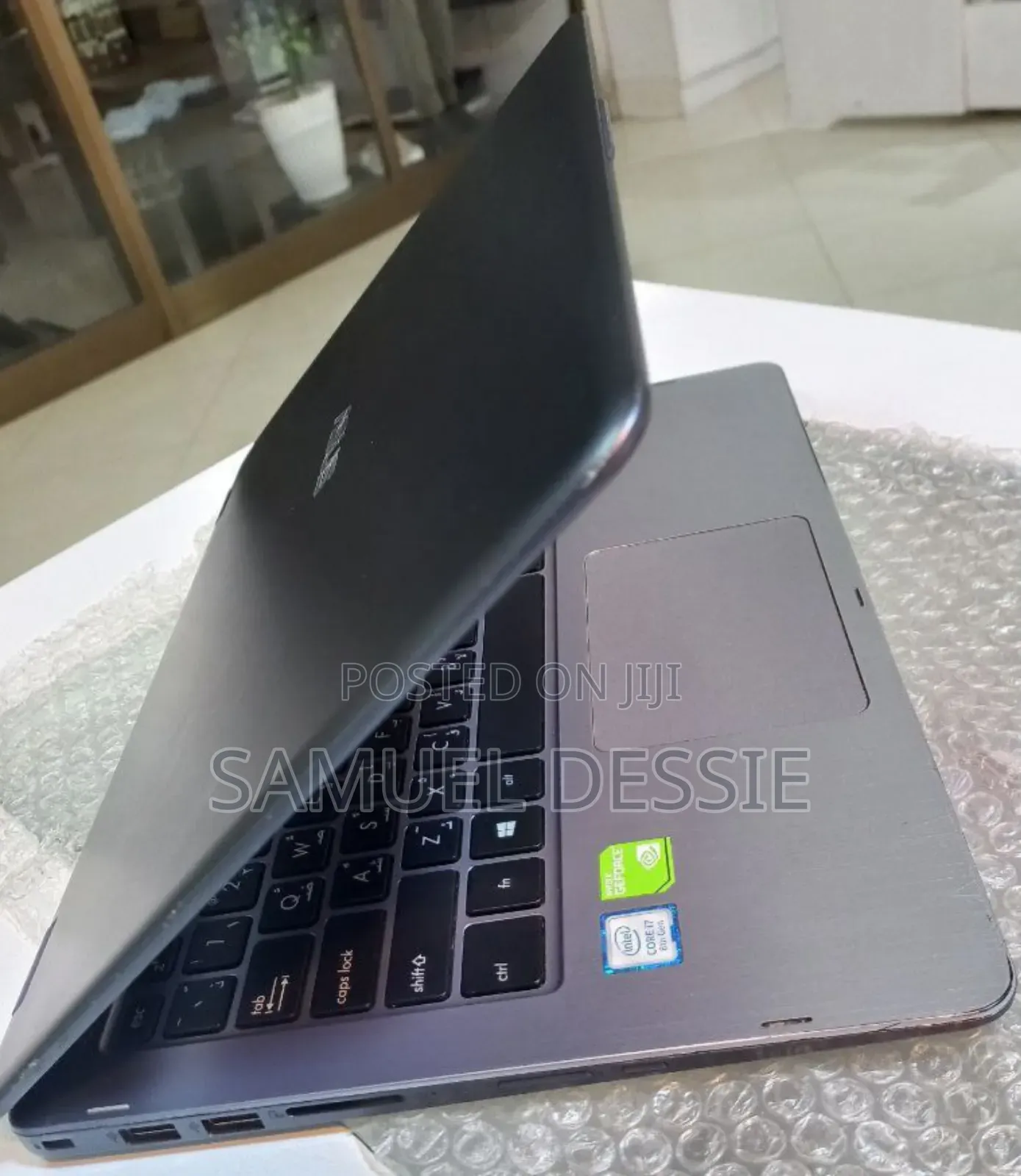 New Laptop Asus VivoBook 15 X505BA 8GB Intel Core I7 HDD 1T