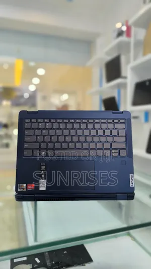 Photo - New Laptop Lenovo Flex 5 16GB AMD Ryzen 7 SSD 512GB