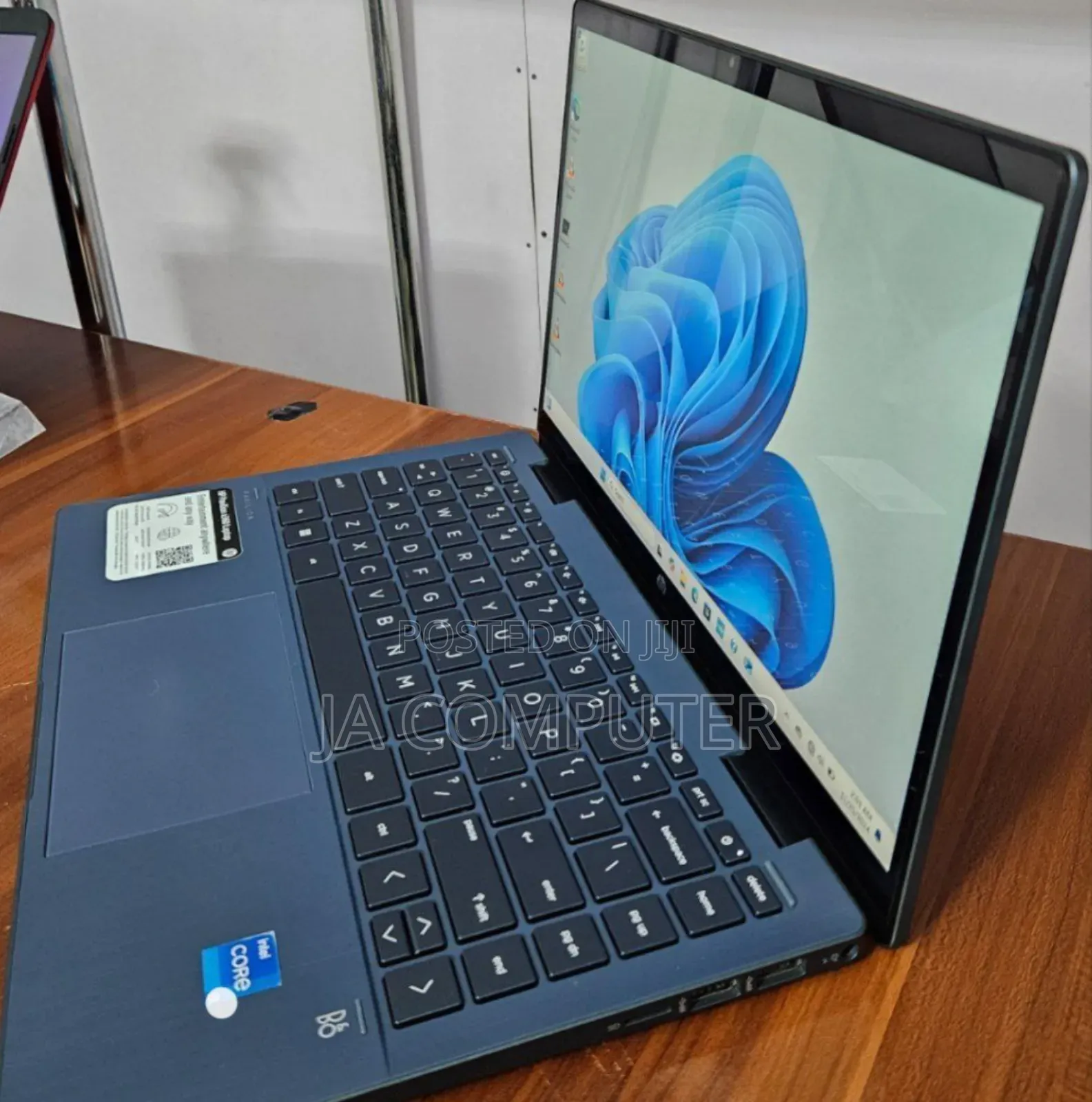 New Laptop HP Pavilion 15 8GB Intel Core I3 SSD 256GB