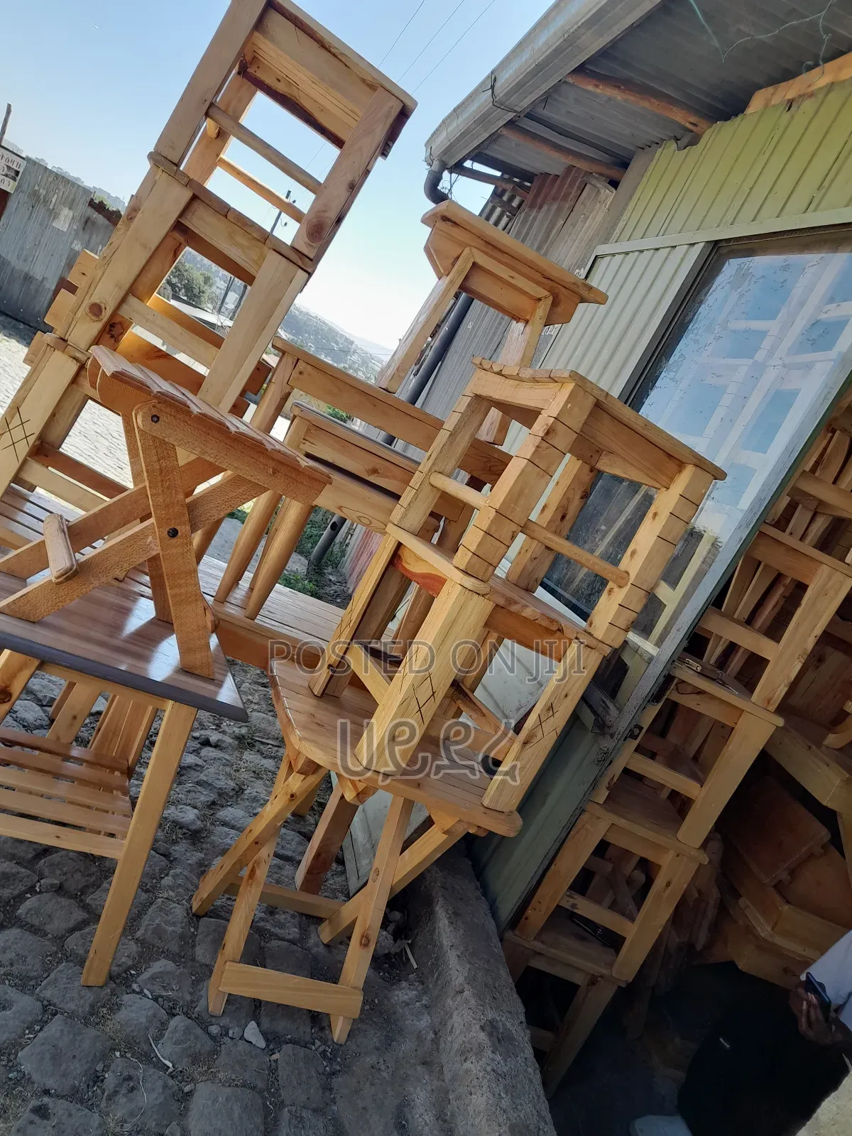 የተለዩ የቡና ረከቦቶች የእንጨት ሥራ ተካፋች