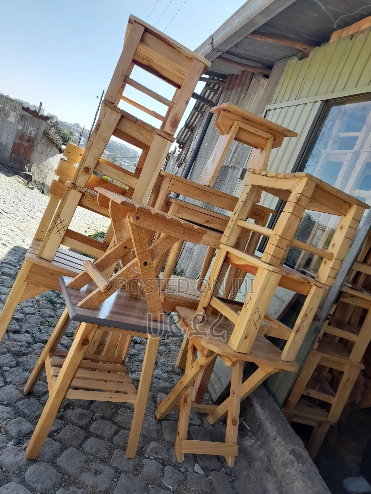 የተለዩ የቡና ረከቦቶች የእንጨት ሥራ ተካፋች