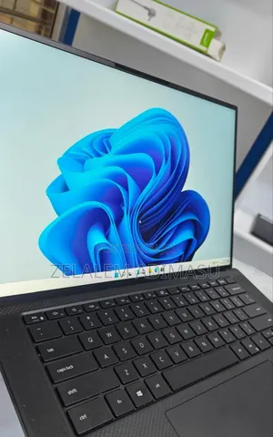 New Laptop Dell Precision 5550 16GB Intel Core I7 SSD 512GB