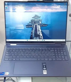 New Laptop Lenovo Yoga 7i 16GB Intel Core I7 SSD 512GB