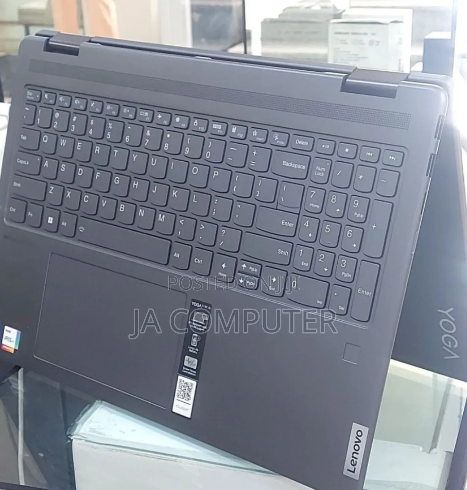 New Laptop Lenovo Yoga 7i 16GB Intel Core I7 SSD 512GB