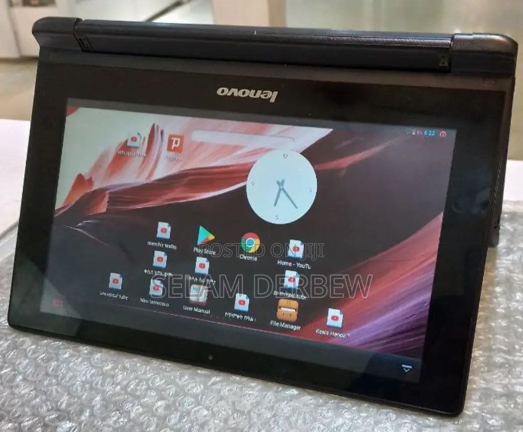 Lenovo ideapad 16 GB Black