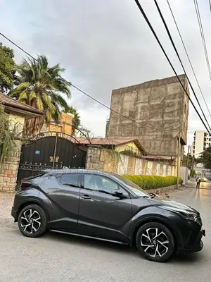Photo - Toyota C-HR 2020 Matt Black