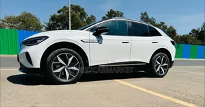 Photo - Volkswagen ID.4 Crozz 52 kWh RWD 2022 White