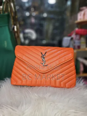Photo - YSL 33 × 24 Cm Lady Bag