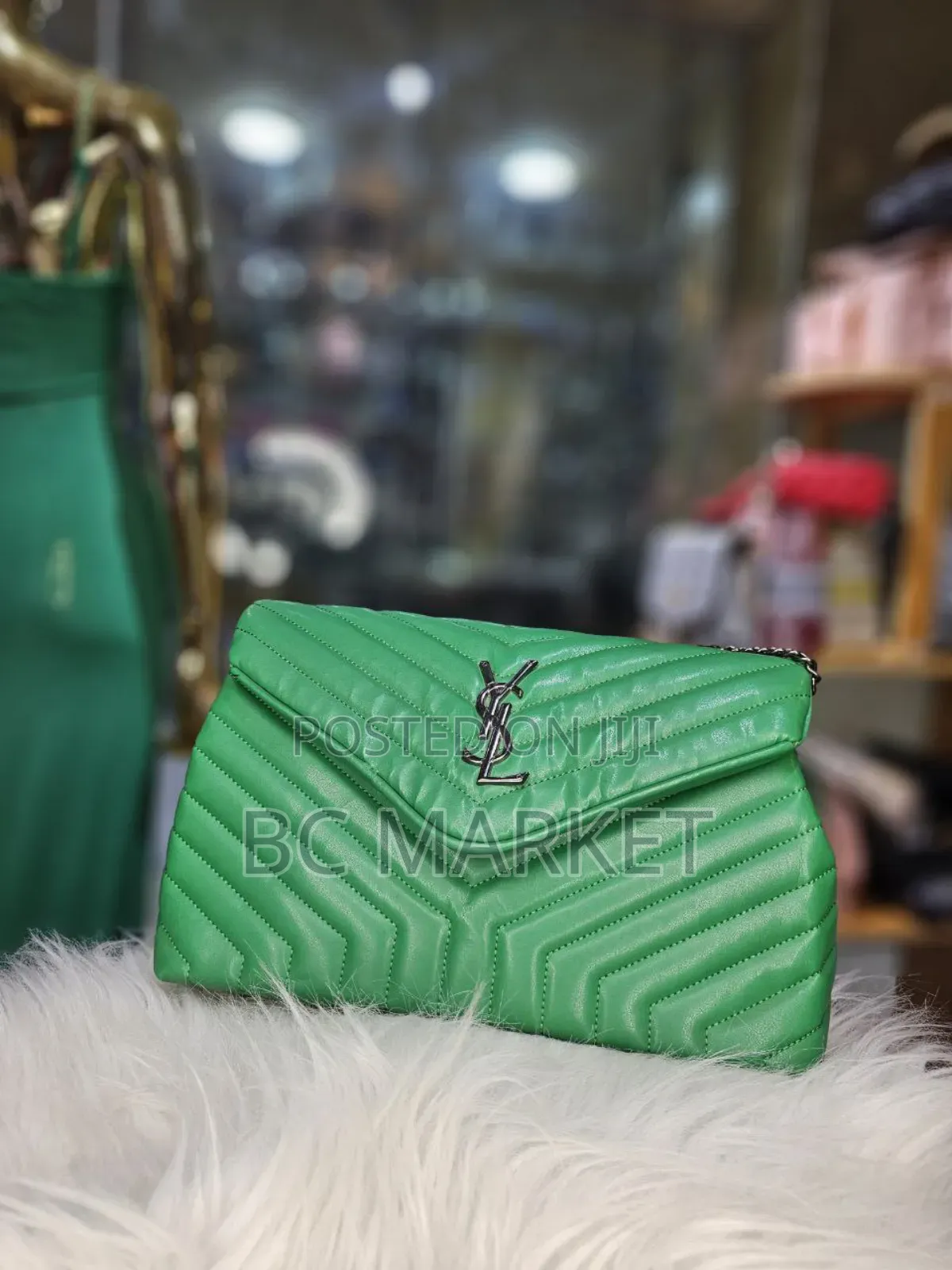 YSL 33 × 24 Cm Lady Bag