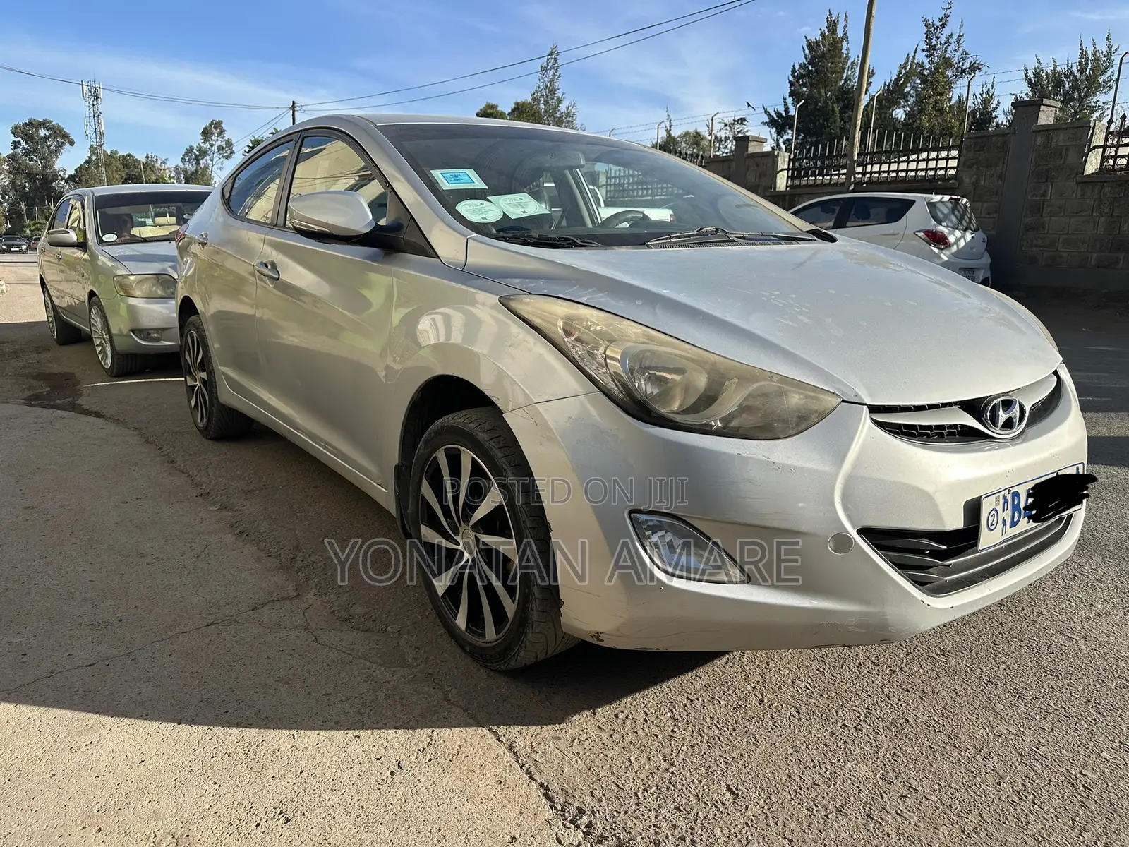 Hyundai Elantra 2012 Silver
