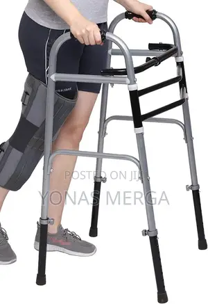 Adjustable Walker卻use Your Arms to Help You Stand Upㄖwalker