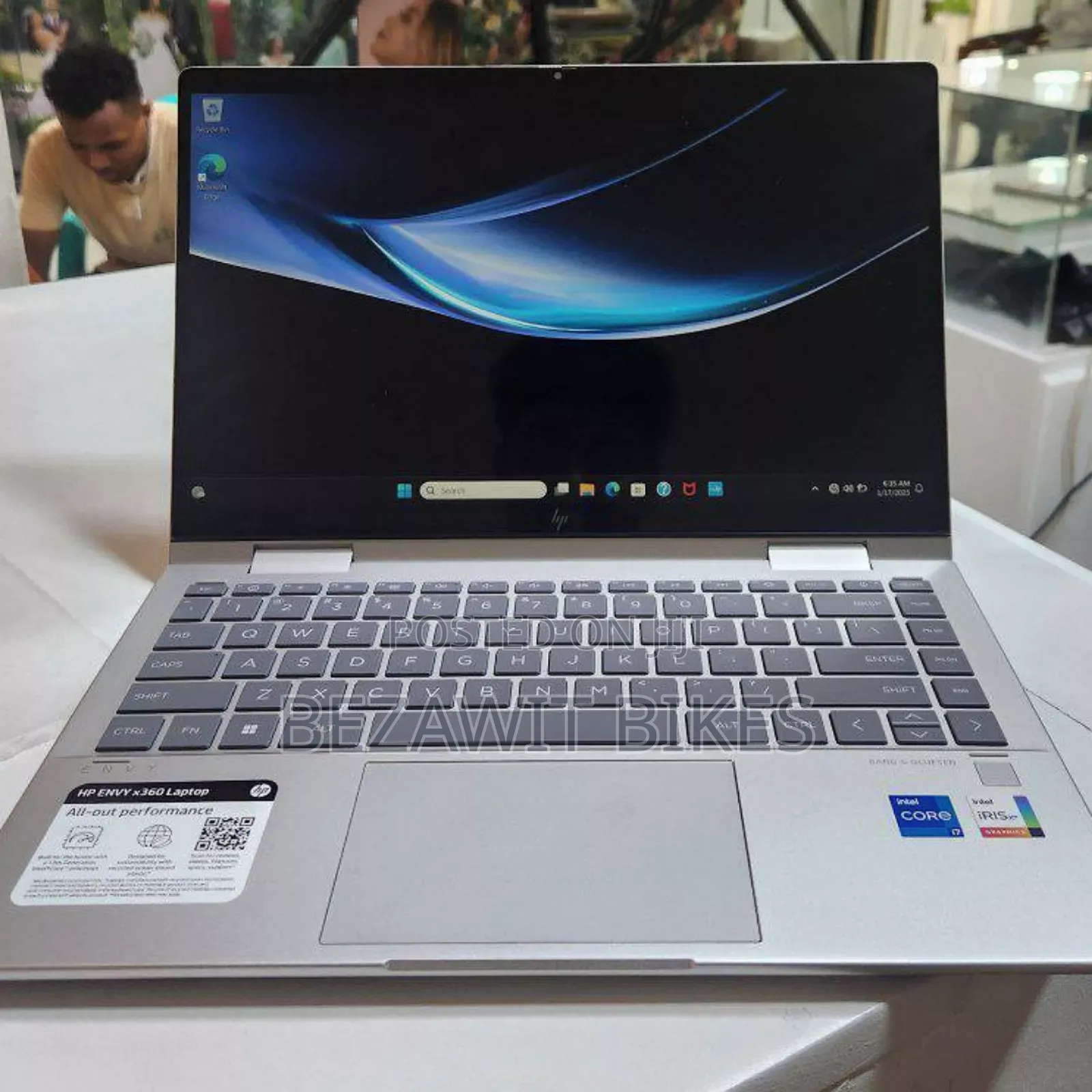 New Laptop HP Envy X360 16GB Intel Core I7 SSD 1T