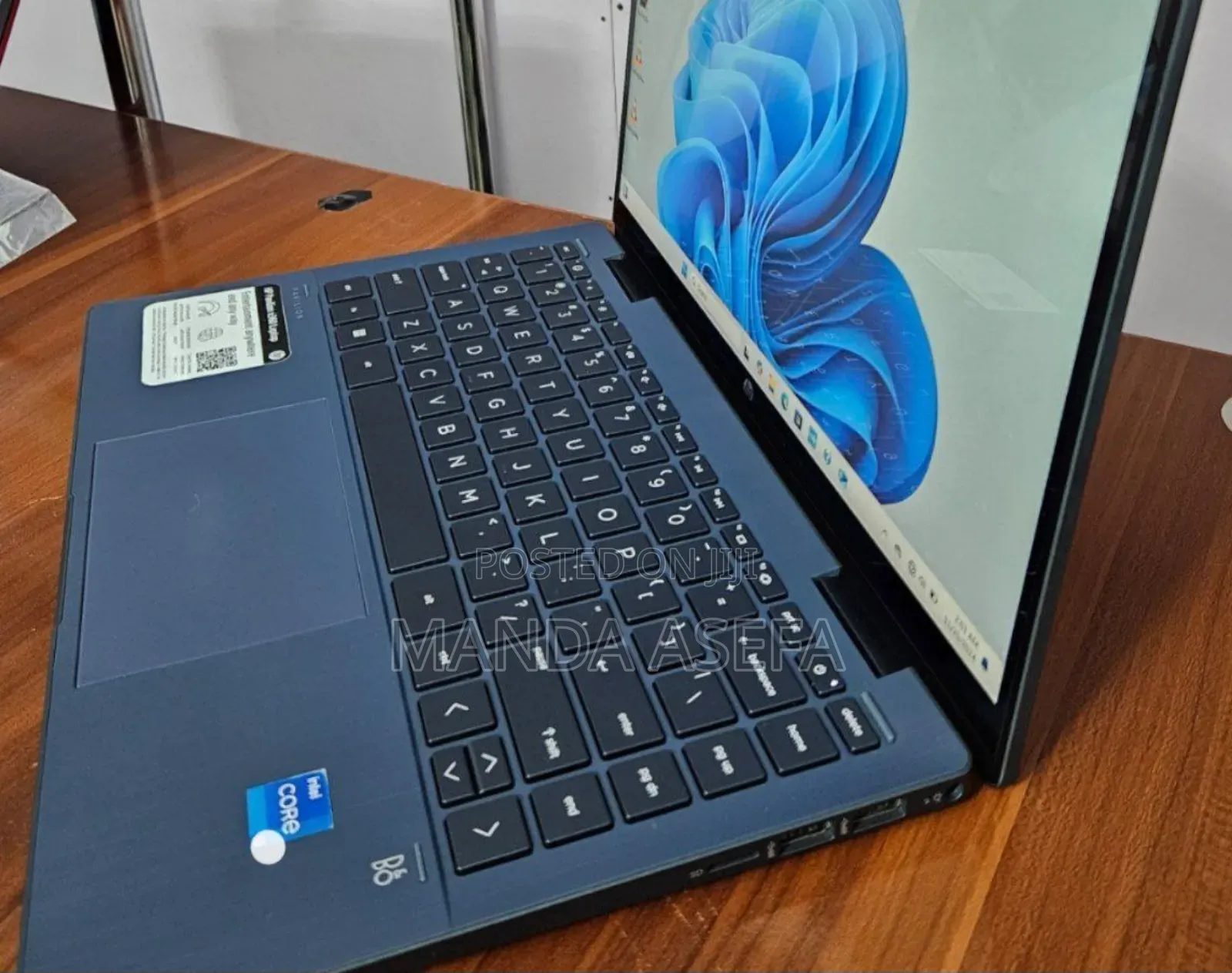 New Laptop HP Pavilion 14 8GB Intel Core I3 SSD 256GB