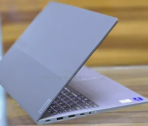 New Laptop Lenovo ThinkBook 15 32GB Intel Core I7 SSD 1T