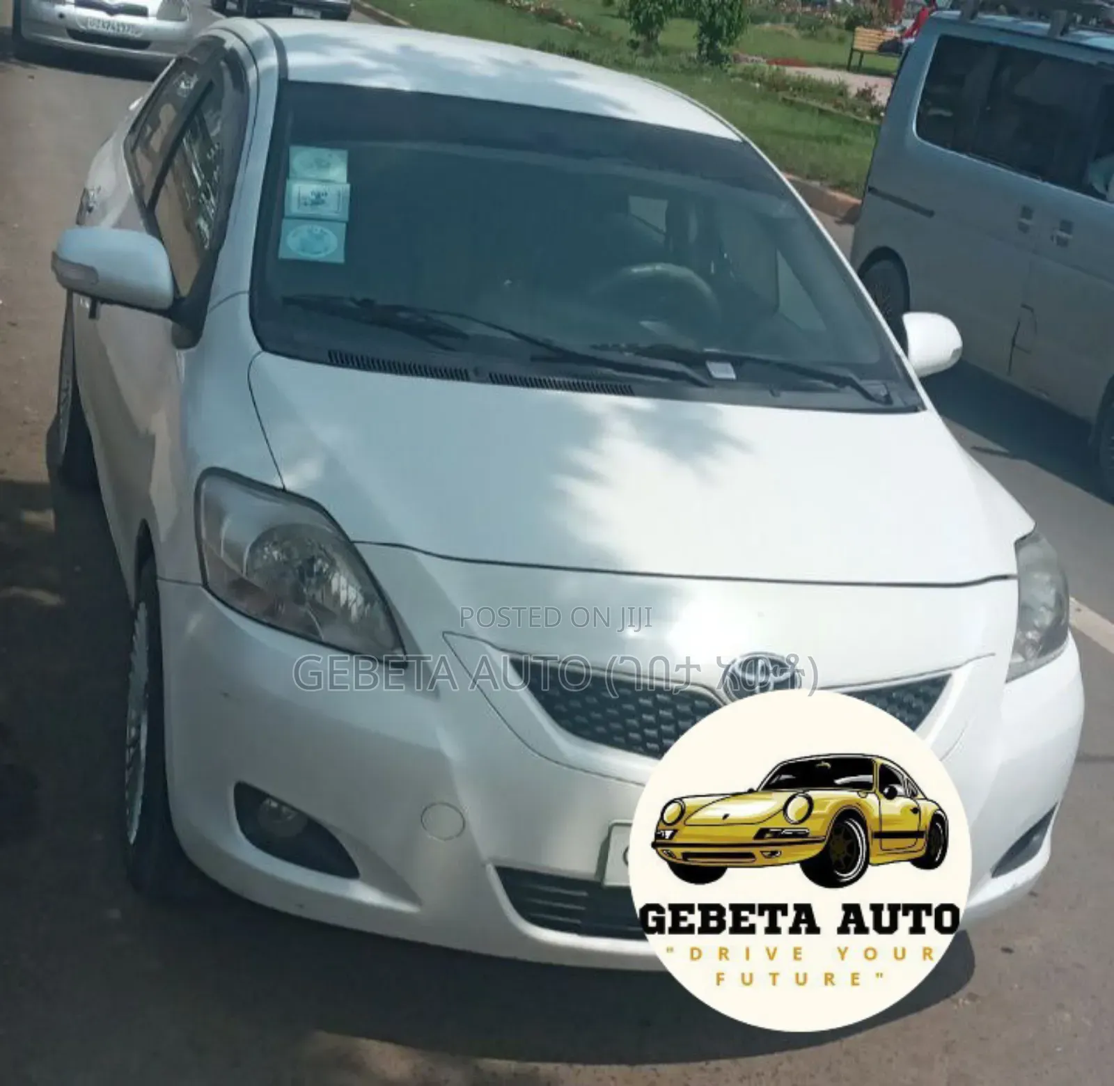 Toyota Yaris 2010 White