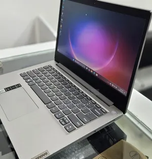 New Laptop Lenovo Ideapad 3 8GB Intel Core I5 SSD 256GB
