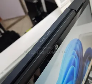 New Laptop HP Pavilion X360 8GB Intel Core I3 SSD 256GB