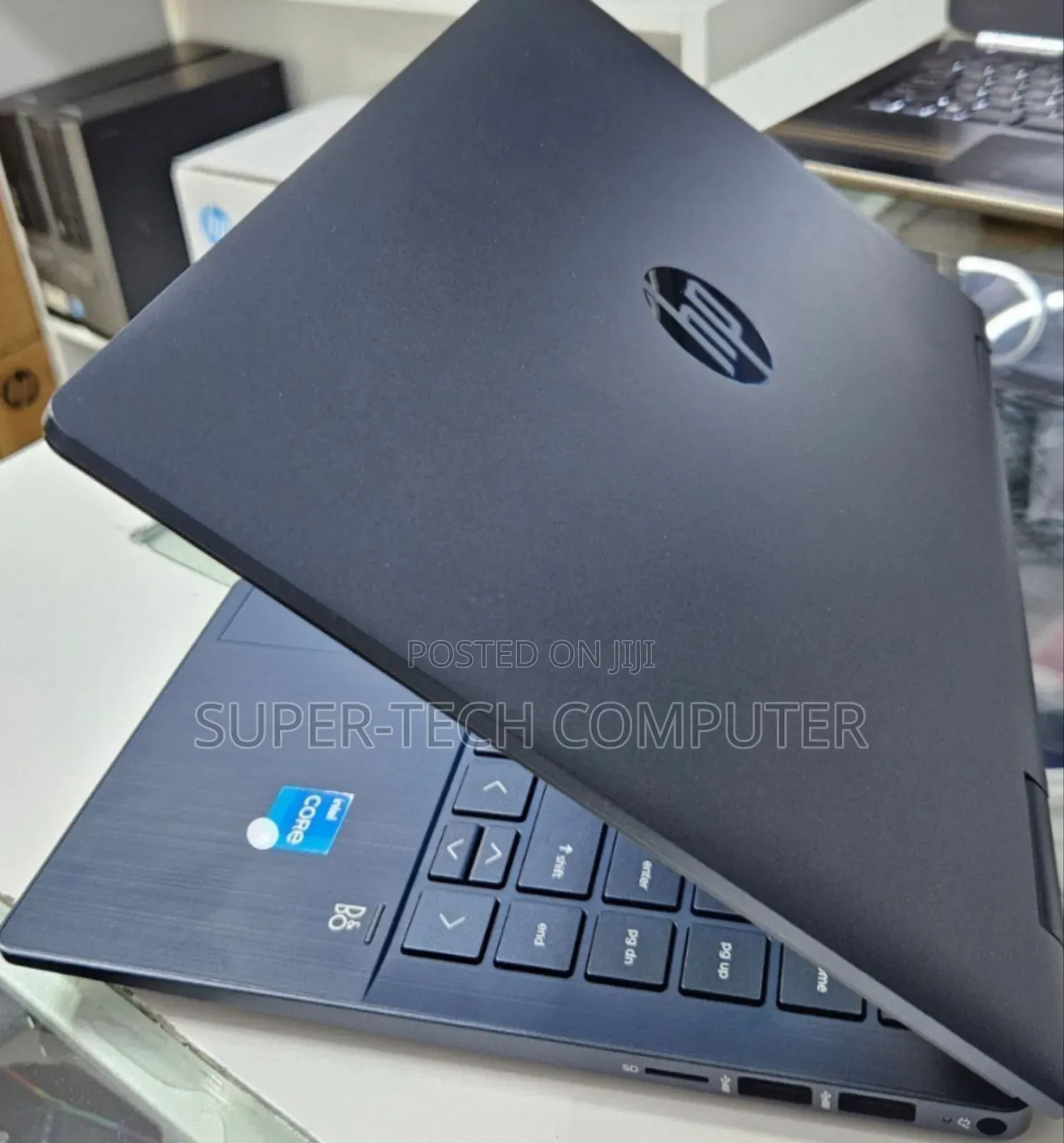 New Laptop HP Pavilion X360 8GB Intel Core I3 SSD 256GB