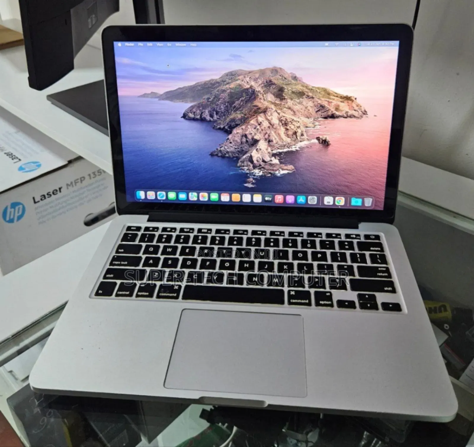 New Laptop Apple MacBook Pro 2015 8GB Intel Core I5 SSD 512GB