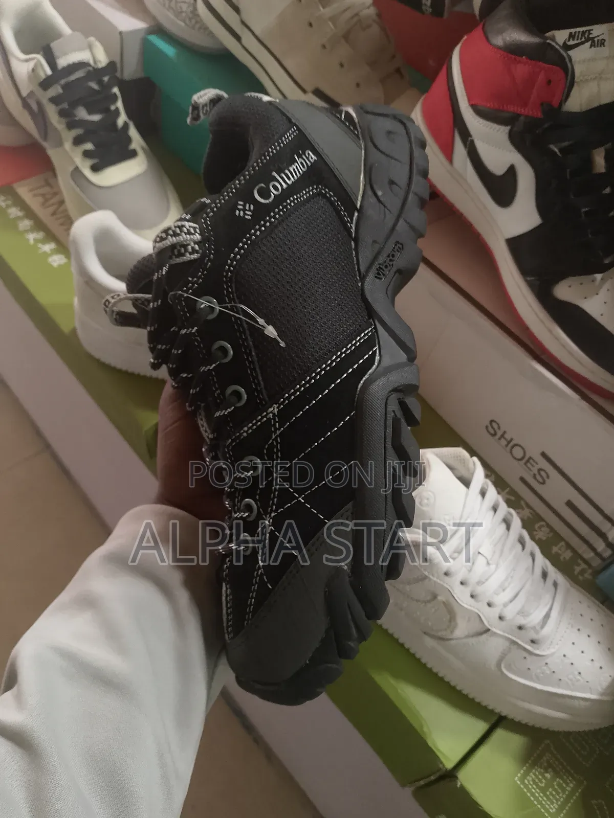 Colombia Black High Quality Shoes for You