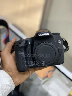 Canon 70D.
