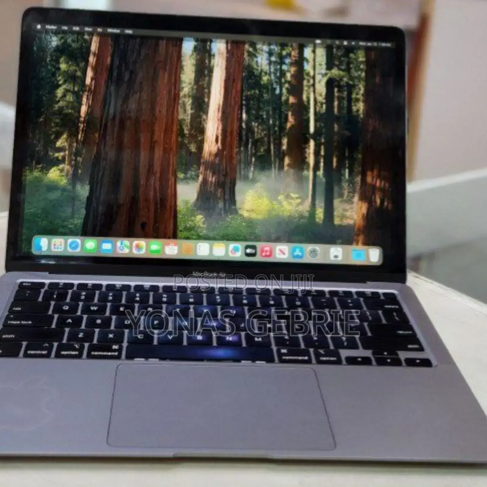 New Laptop Apple MacBook Air 2020 M1 8GB Intel Core I3 SSD 256GB