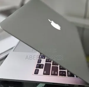 New Laptop Apple MacBook Air 2015 8GB Intel Core I5 SSD 500GB