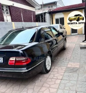 Mercedes-Benz E240 2002 Black
