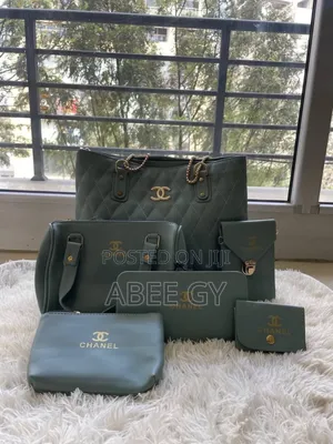  Chanel 6set Bag 
 With 6 PCS in Combo