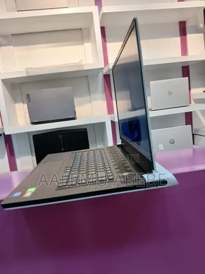 New Laptop Alienware M17x R2 16GB Intel Core I7 SSD 1T