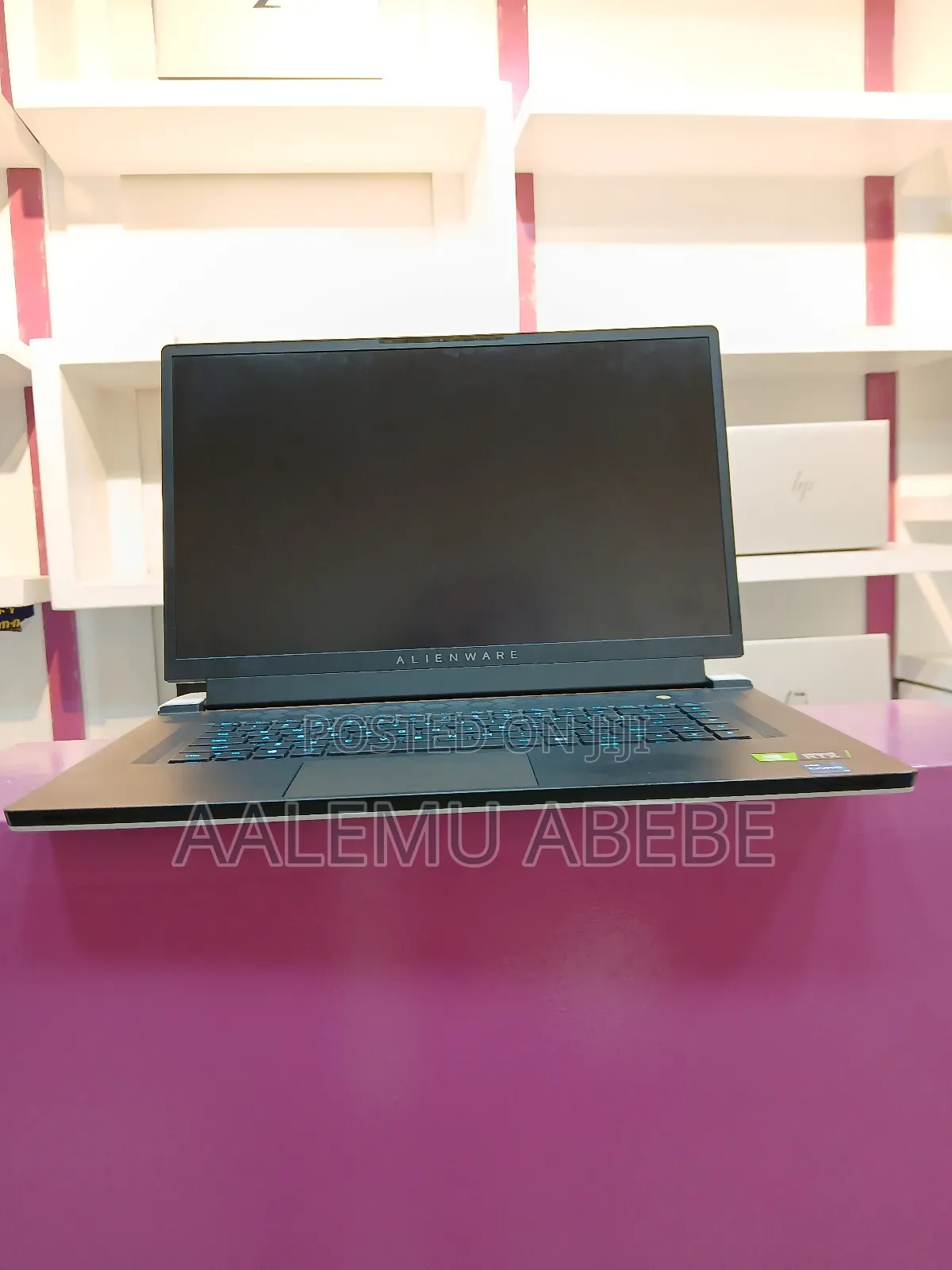 New Laptop Alienware M17x R2 16GB Intel Core I7 SSD 1T