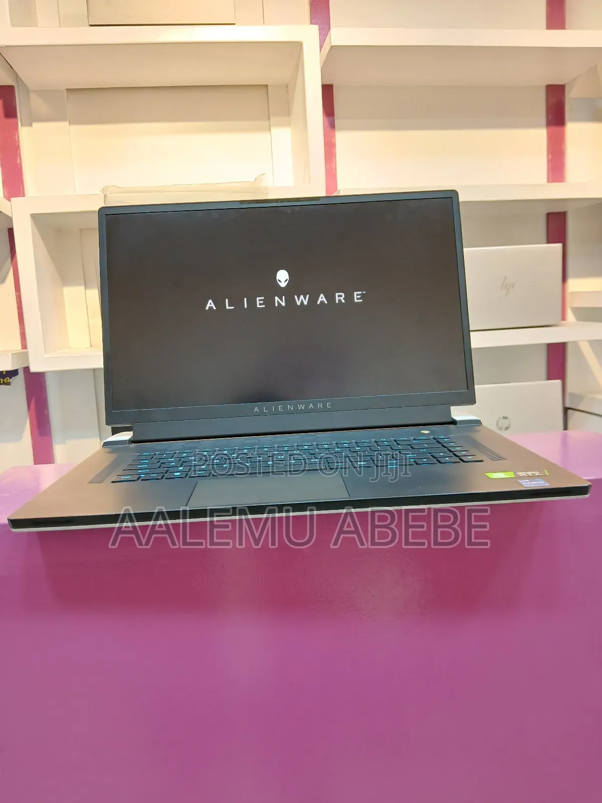 New Laptop Alienware M17x R2 16GB Intel Core I7 SSD 1T