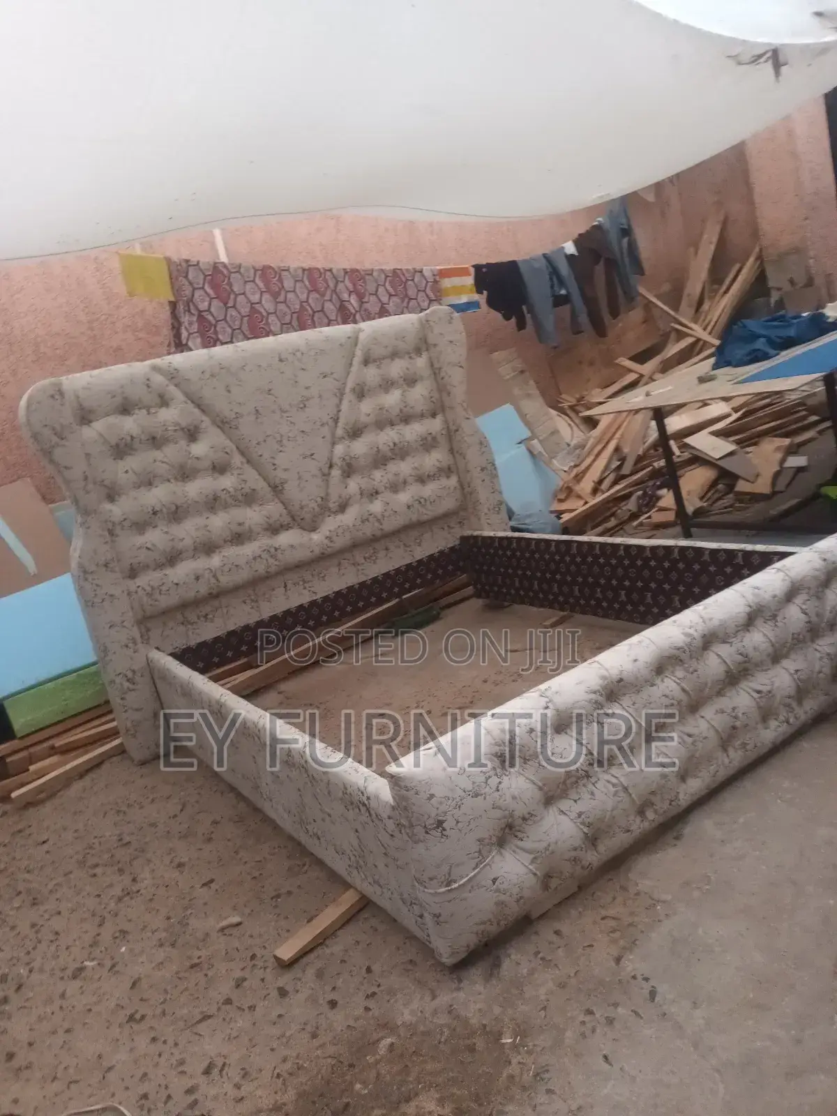 ውብ ባለ ጋንች አልጋ Only Order