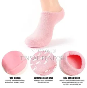 Gel Socks Moisturizing Repairing and Softening Feet