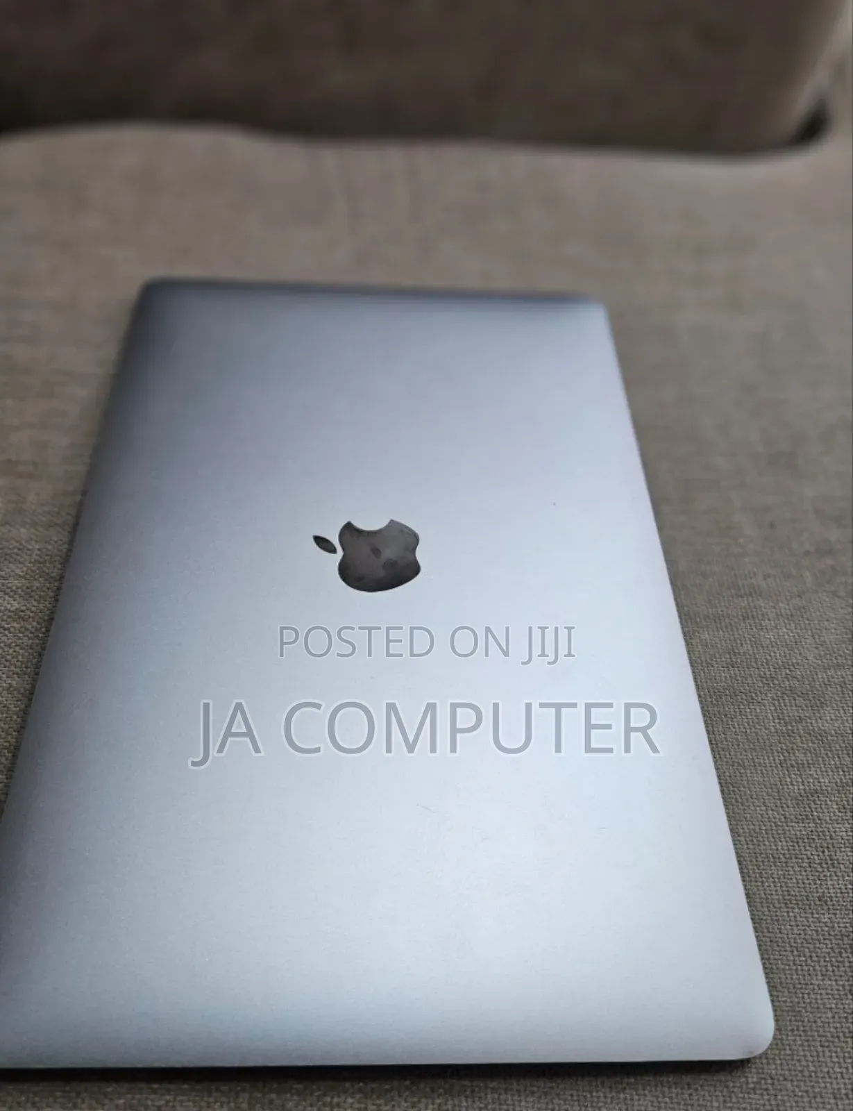 New Laptop Apple MacBook Pro 2019 8GB Intel Core I5 SSD 128GB