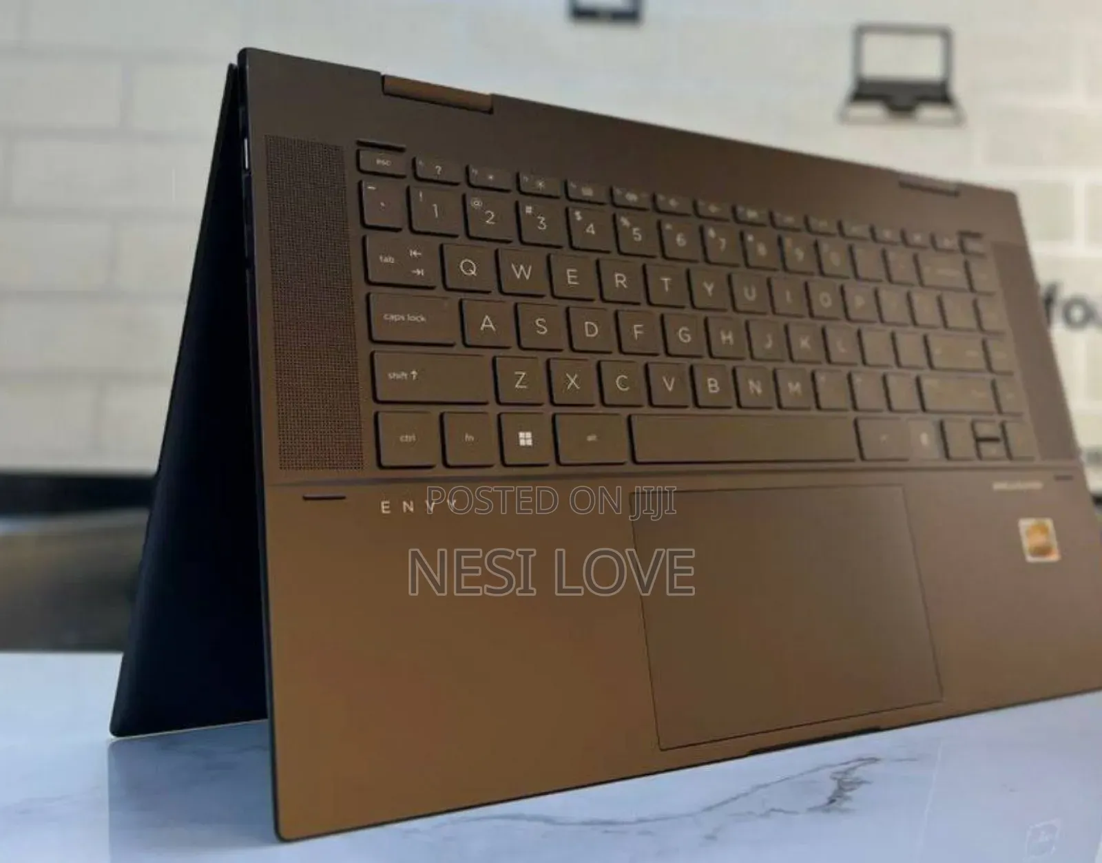 New Laptop HP Envy X360 8GB AMD Ryzen 5 SSD 512GB
