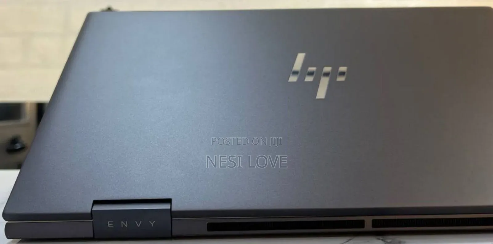 New Laptop HP Envy X360 8GB AMD Ryzen 5 SSD 512GB