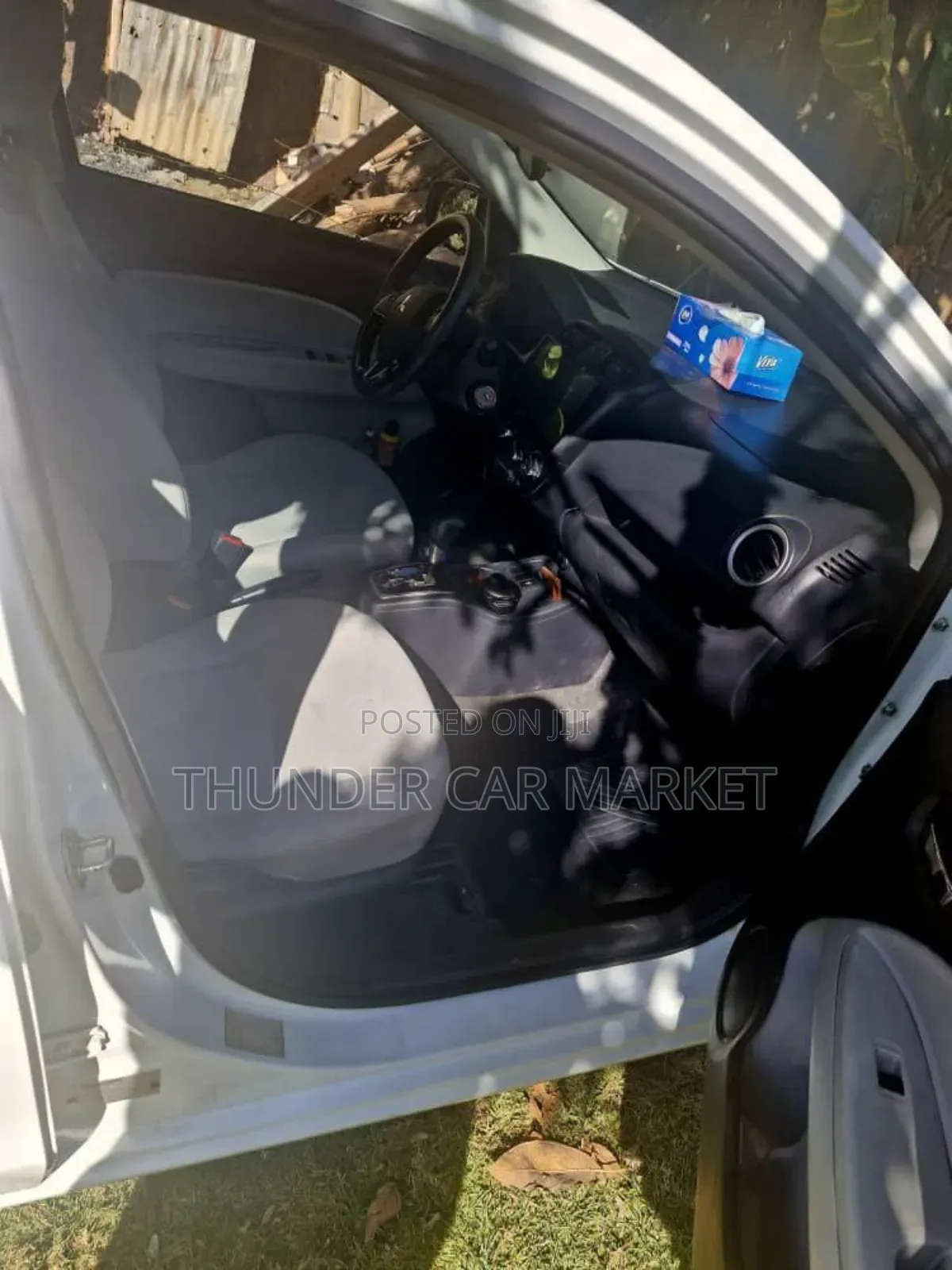 Mitsubishi Attrage 2022 Ivory