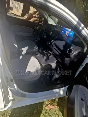 Mitsubishi Attrage 2022 Ivory