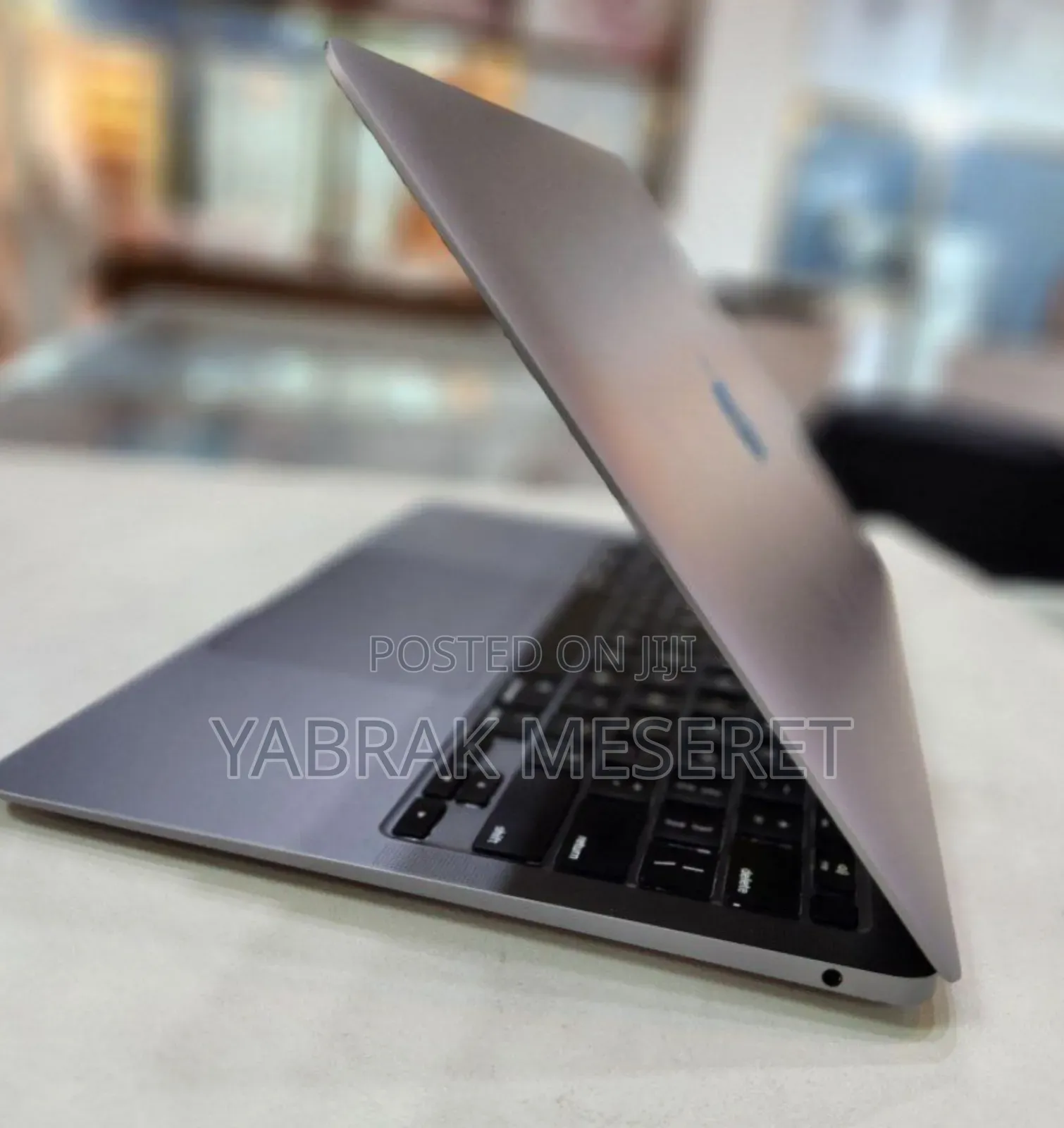 New Laptop Apple MacBook Air 2020 8GB Intel Core I3 SSD 256GB